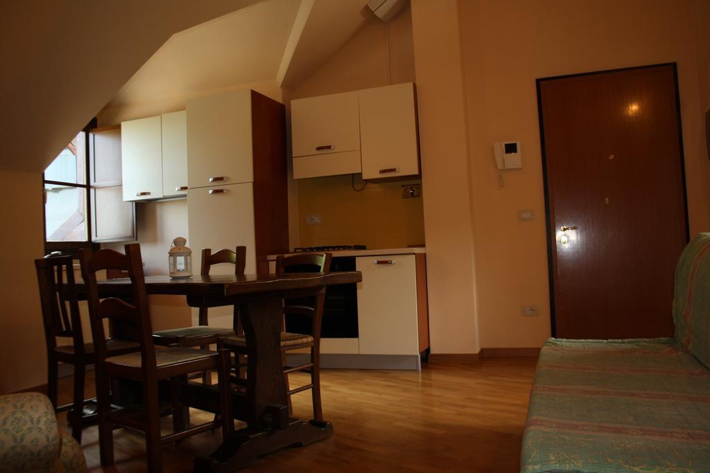 Il Cervo Bianco Aparthotel Abetone Rum bild